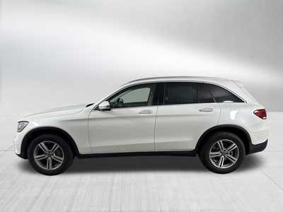 2021 Mercedes-Benz GLC-Class, $30000. Photo 4