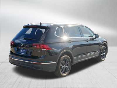 2024 Volkswagen Tiguan, $29498. Photo 7