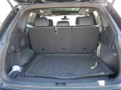 2024 Volkswagen Tiguan, $31798. Photo 10