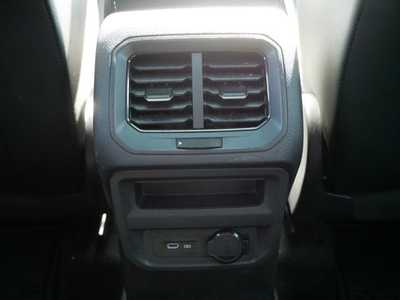 2024 Volkswagen Tiguan, $31798. Photo 12