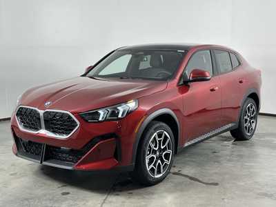 2025 BMW X2, $48195. Photo 3