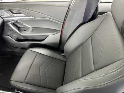 2025 BMW X2, $48195. Photo 8