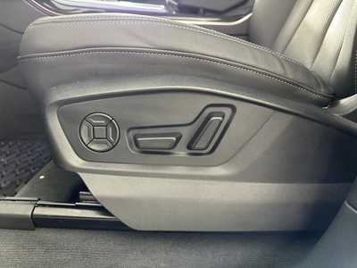2025 Audi Q7, $63998. Photo 12