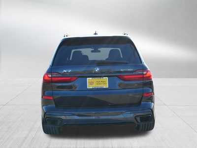 2022 BMW X7, $57998. Photo 6