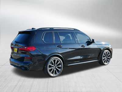 2022 BMW X7, $57998. Photo 7