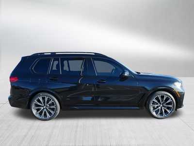 2022 BMW X7, $57998. Photo 8
