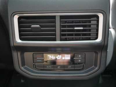2025 Volkswagen Atlas, $44676. Photo 12