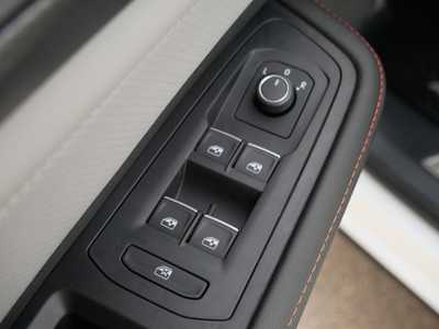 2025 Volkswagen Atlas, $44676. Photo 7