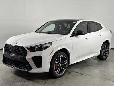 2025 BMW X2, $51895. Photo 3