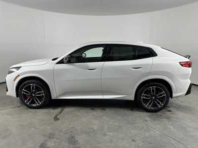 2025 BMW X2, $51895. Photo 4
