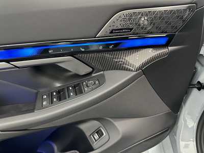 2025 BMW M5, $133675. Photo 10