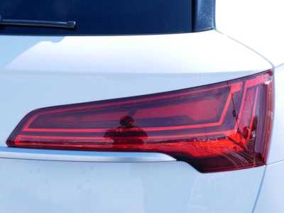 2022 Audi Q5, $29798. Photo 11
