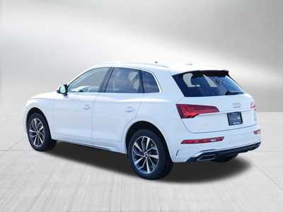 2022 Audi Q5, $29798. Photo 5