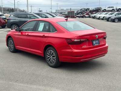 2021 Volkswagen Jetta, $18498. Photo 5