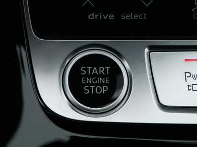 2025 Audi Q7, $82690. Photo 12