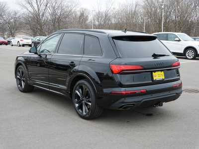 2025 Audi Q7, $82690. Photo 2