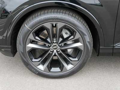 2025 Audi Q7, $82690. Photo 4