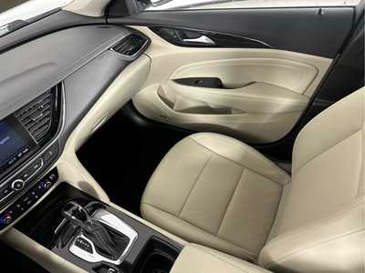 2019 Buick Regal, $20000. Photo 11