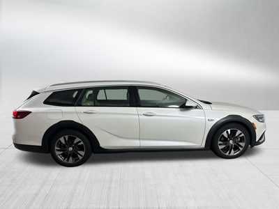 2019 Buick Regal, $20000. Photo 8