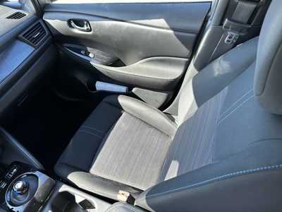 2020 Nissan Leaf, $15000. Photo 11