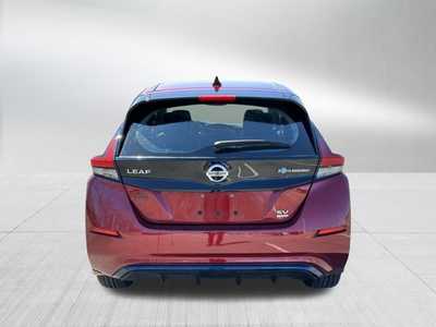 2020 Nissan Leaf, $15000. Photo 6