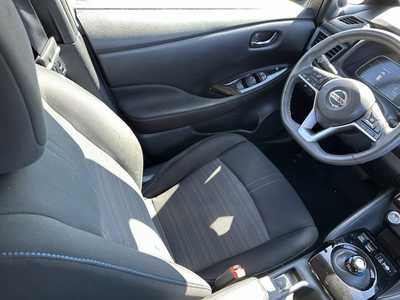 2020 Nissan Leaf, $15000. Photo 9