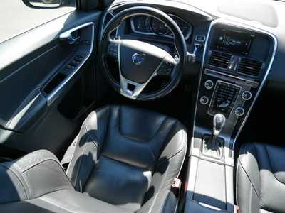 2017 Volvo XC60, $17798. Photo 9