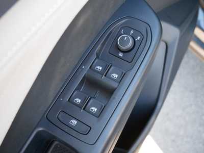 2025 Volkswagen Taos, $35983. Photo 6