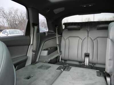2022 Audi Q7, $45698. Photo 12