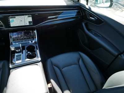 2023 Audi Q7, $40798. Photo 11