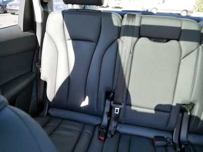 2023 Audi Q7, $40798. Photo 12