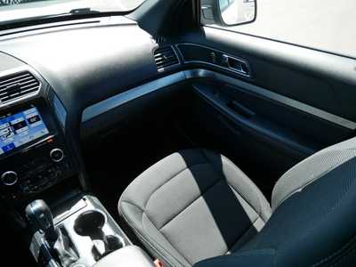 2019 Ford Explorer, $15998. Photo 11