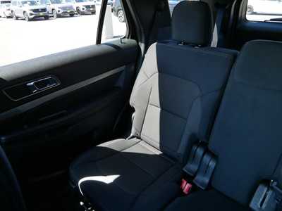 2019 Ford Explorer, $15998. Photo 12