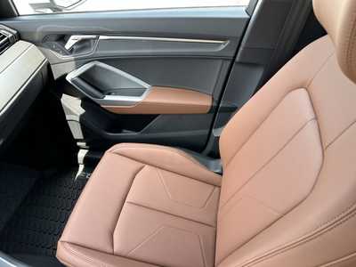 2025 Audi Q3, $43155. Photo 11