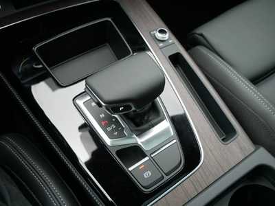 2025 Audi Q5, $65475. Photo 12