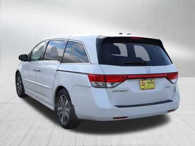 2017 Honda Odyssey, $17498. Photo 4