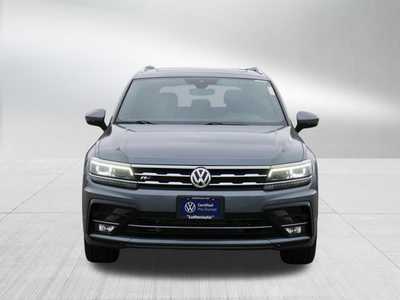 2019 Volkswagen Tiguan, $23698. Photo 2