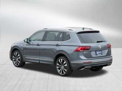 2019 Volkswagen Tiguan, $23698. Photo 5