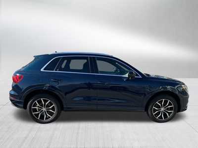 2020 Audi Q3, $20000. Photo 8