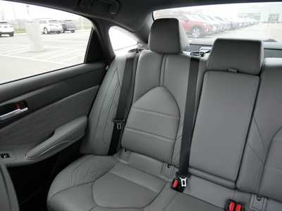 2020 Toyota Avalon, $32998. Photo 12