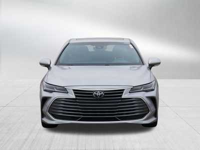 2020 Toyota Avalon, $32998. Photo 2