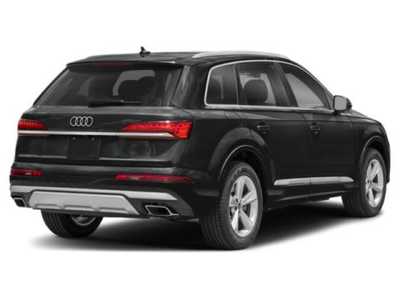 2025 Audi Q7, $63835. Photo 5