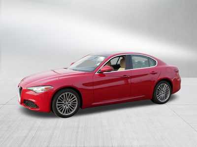 2018 Alfa Romeo Giulia, $18798. Photo 3