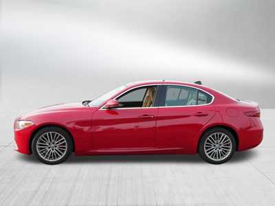 2018 Alfa Romeo Giulia, $18798. Photo 4