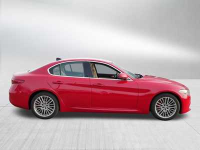 2018 Alfa Romeo Giulia, $18798. Photo 8