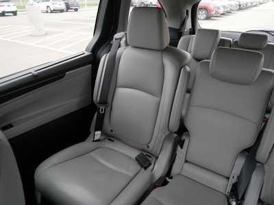 2018 Honda Odyssey, $21498. Photo 12
