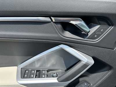 2025 Audi Q3, $46330. Photo 12