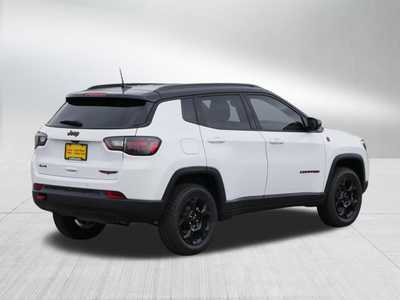 2023 Jeep Compass, $23798. Photo 7