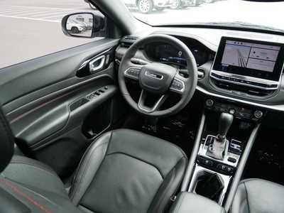 2023 Jeep Compass, $23798. Photo 9