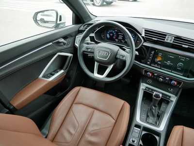 2023 Audi Q3, $33998. Photo 9